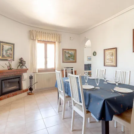 Stunning In With Kitchen *